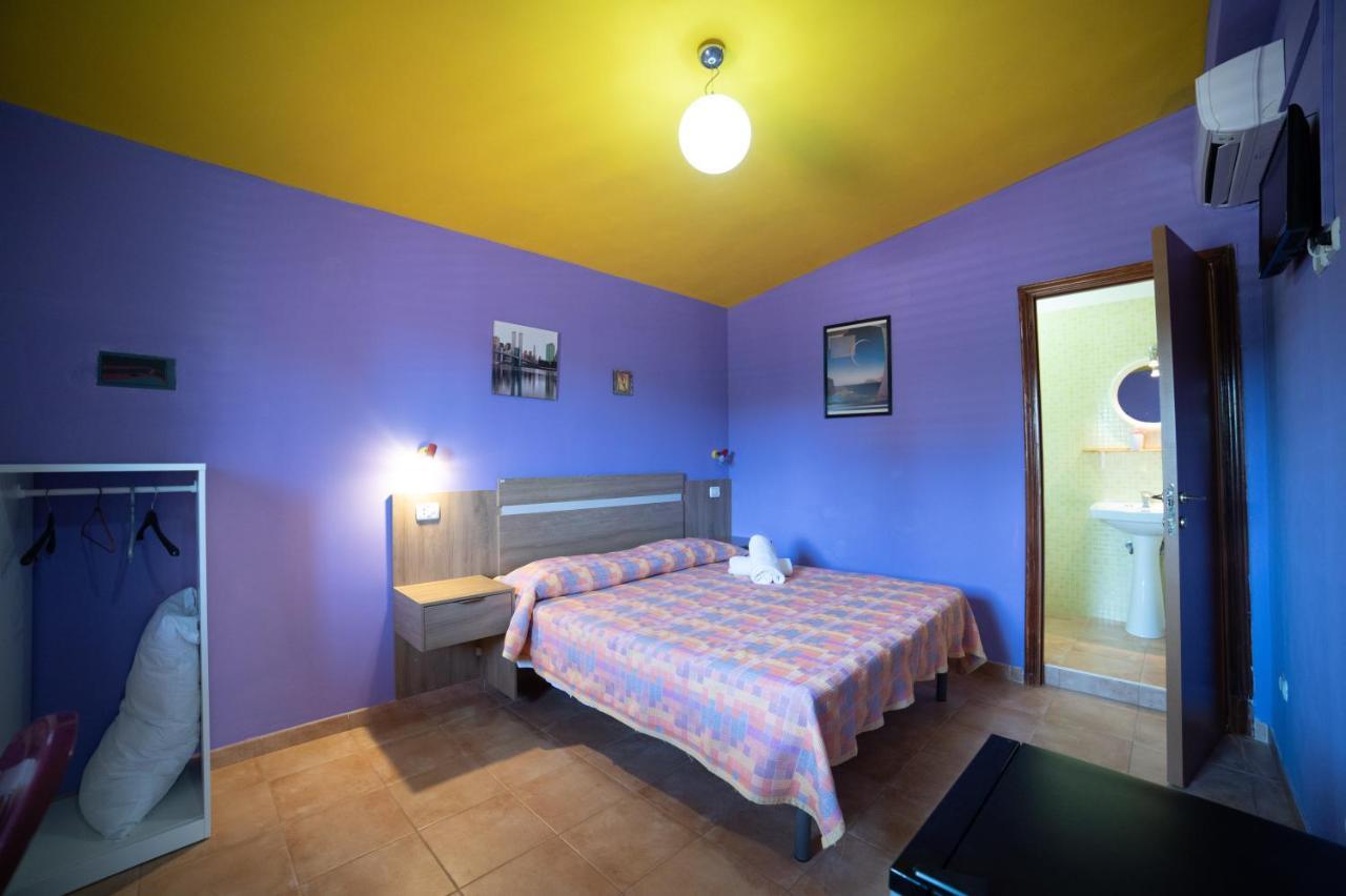 ヴィエステ Coppola Rossa Relax Bed & Breakfast エクステリア 写真